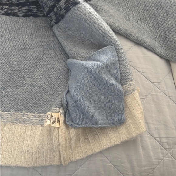 Alex Mill Fair Isle Button-Front Cardigan in Light Blue, Navy & Cream - Picture 4 of 8